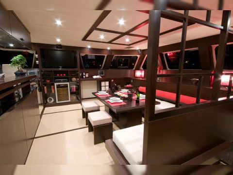 2009 Sunreef 70