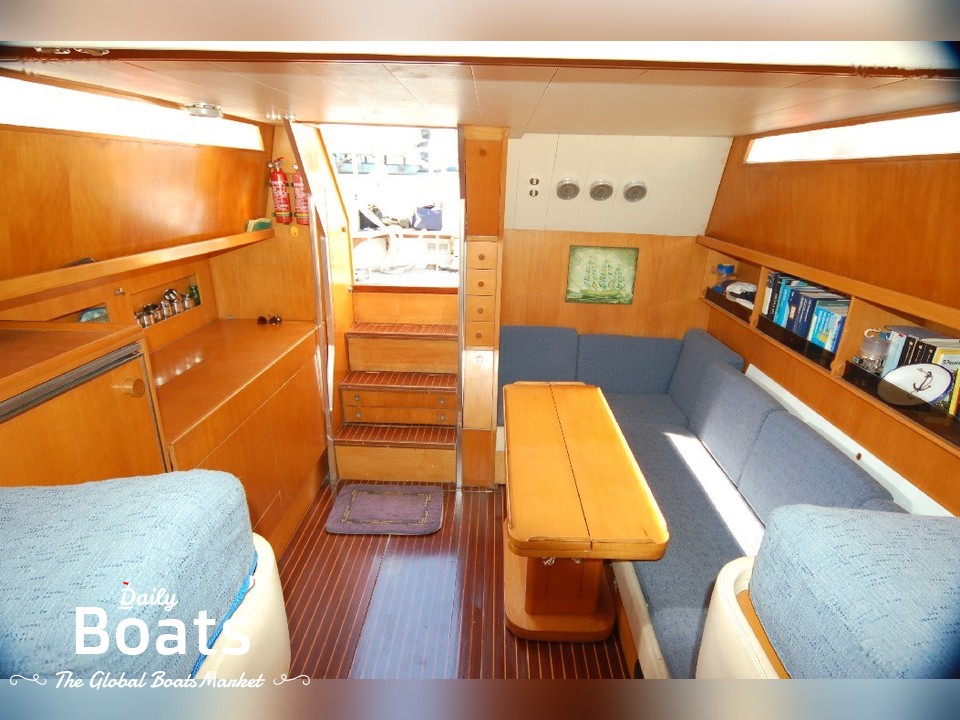 1977 Ferretti Altura 422 for sale. View price, photos and Buy 1977 ...