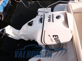 2010 Marlin Boat 21 Fb for sale
