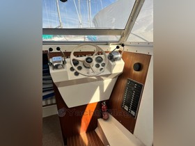 1984 Bertram Yachts 28 Fly