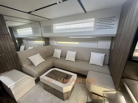 2020 Evo Yachts R6