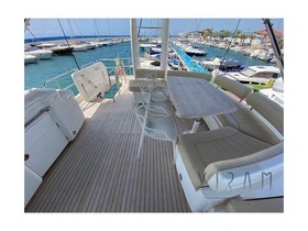 Koupit 2009 Fairline Squadron 70