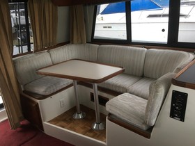 1990 Carver 32 Flybridge