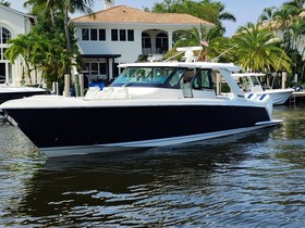 Tiara Yachts 48 Ls