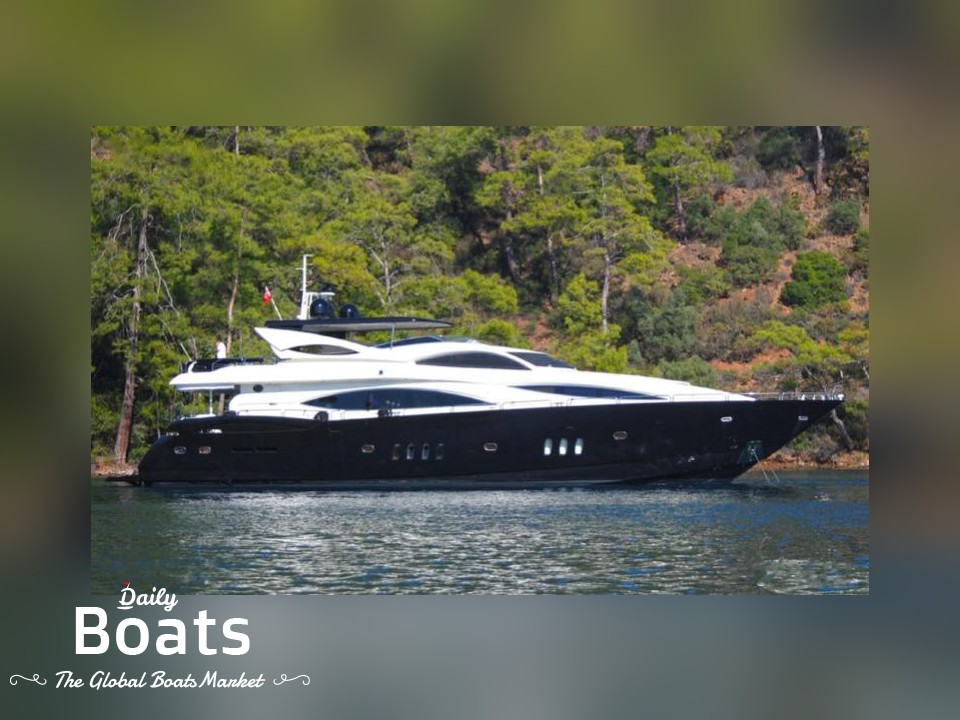 2005 Sunseeker 105 Yacht for sale. View price, photos and Buy 2005