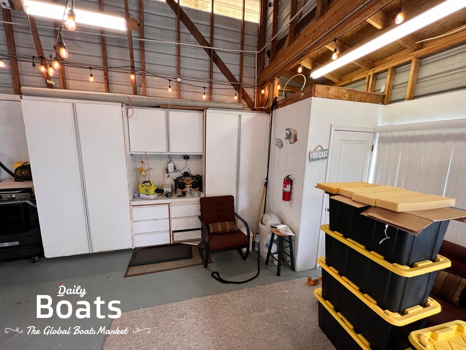 2006 Custom Boathouse for sale. View price, photos and Buy 2006 Custom