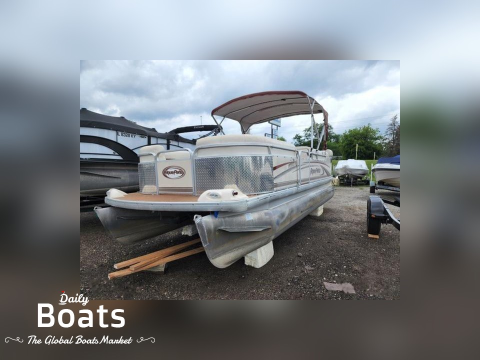 2004 Godfrey Marine 824A for sale. View price, photos and Buy 2004