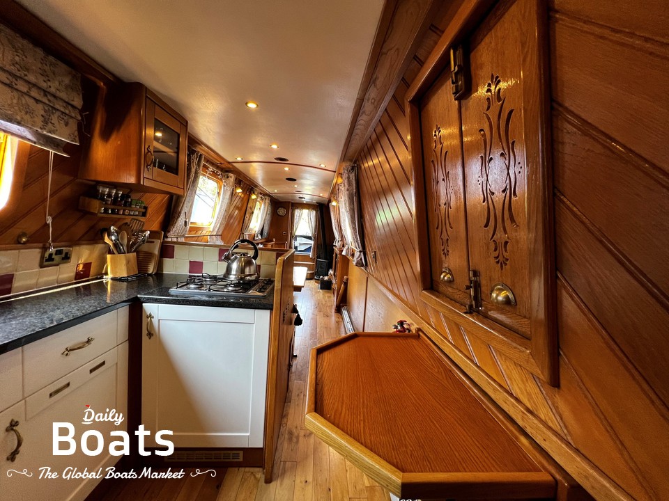 2008 Elton Moss 58' Semi Trad Narrowboat for sale. View price, photos