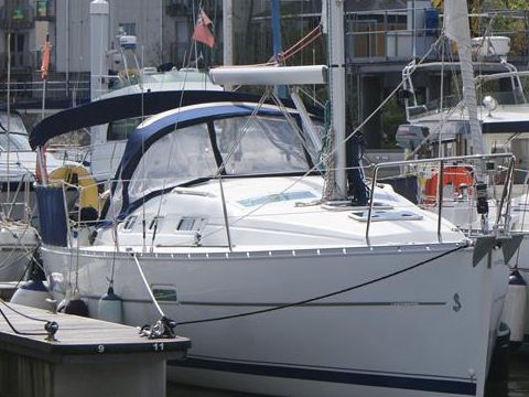 Beneteau Oceanis Clipper 323