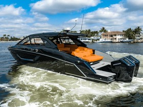 Cruisers Yachts 42 Gls South Beach Outboard