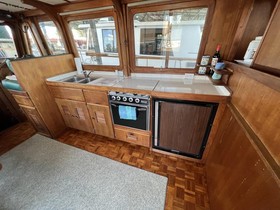1977 Custom 36 Tri Cabin