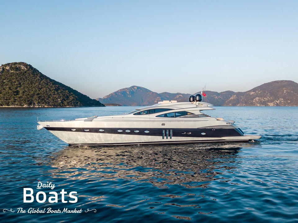 2008 Pershing 90