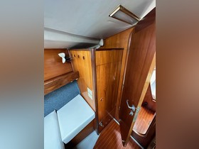 Купити 1988 Beneteau Moorings 432