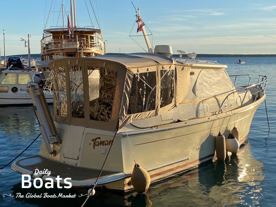 2010 Quicksilver Guernsey 28 for sale. View price, photos and Buy 2010