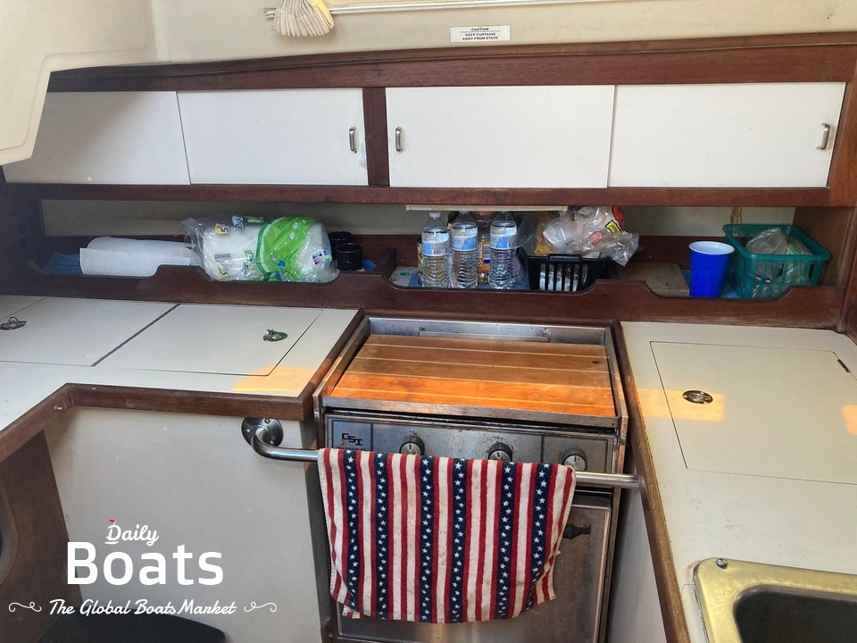 1987 Catalina 36 Sloop for sale. View price, photos and Buy 1987 ...