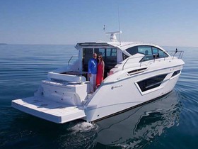 2023 Cruisers Yachts 46 Cantius