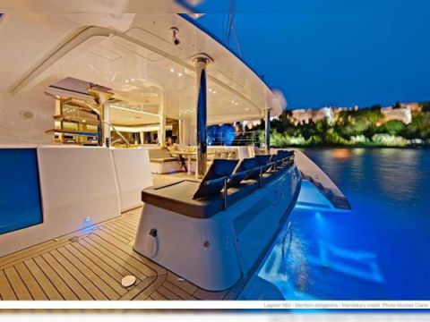 Rent 2011 Lagoon 560