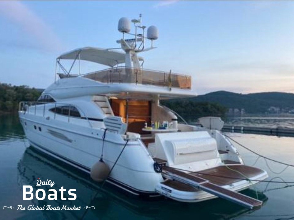 2001 Princess 65