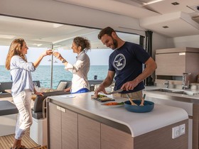 2022 Fountaine Pajot Aura 51