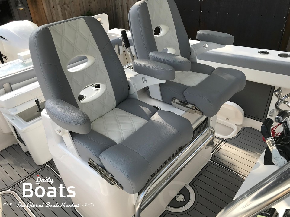 2018 Release 31 Center Console for sale. View price, photos and Buy