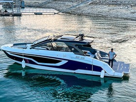 2022 Cruisers Yachts 42 Gls