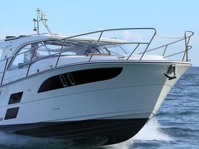 2023 Marex 310 Sun Cruiser