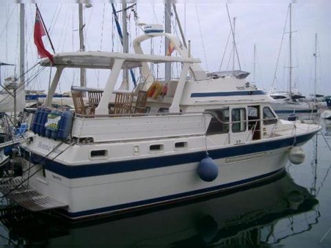 2000 Trader 41+2