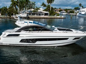 2017 Sunseeker San Remo на продаж