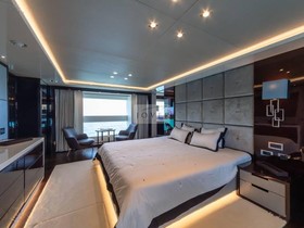 Koupit 2017 Sunseeker 116 Yacht
