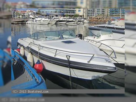 Rinker 230 Festiva