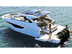 2023 Cruisers Yachts 42 Gls Outboard à vendre