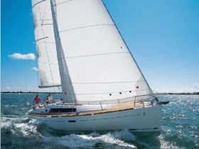 2010 Beneteau Oceanis 37 for sale