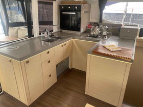 Купить 2018 Fountaine Pajot Astrea 42