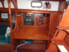 Купить 1984 Vagabond Westwind 42 Center Cockpit