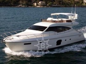 Ferretti Yachts 592