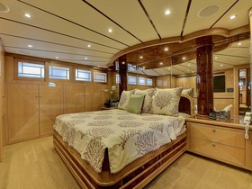 2009 Ocean Alexander Motor Yacht