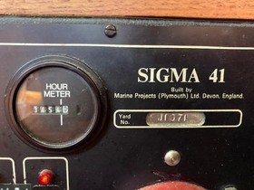1986 Sigma 41 Centerboard Sailboat