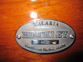 2001 Hinckley Talaria 44