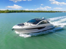 Купить 2021 Cruisers Yachts 42 Gls Outboard