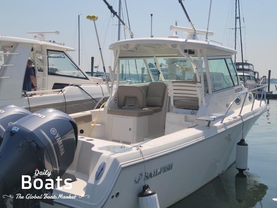 2018 Sailfish 320 Express