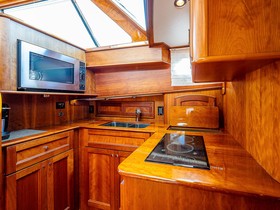 Osta 2015 Hinckley Talaria 48 Flybridge