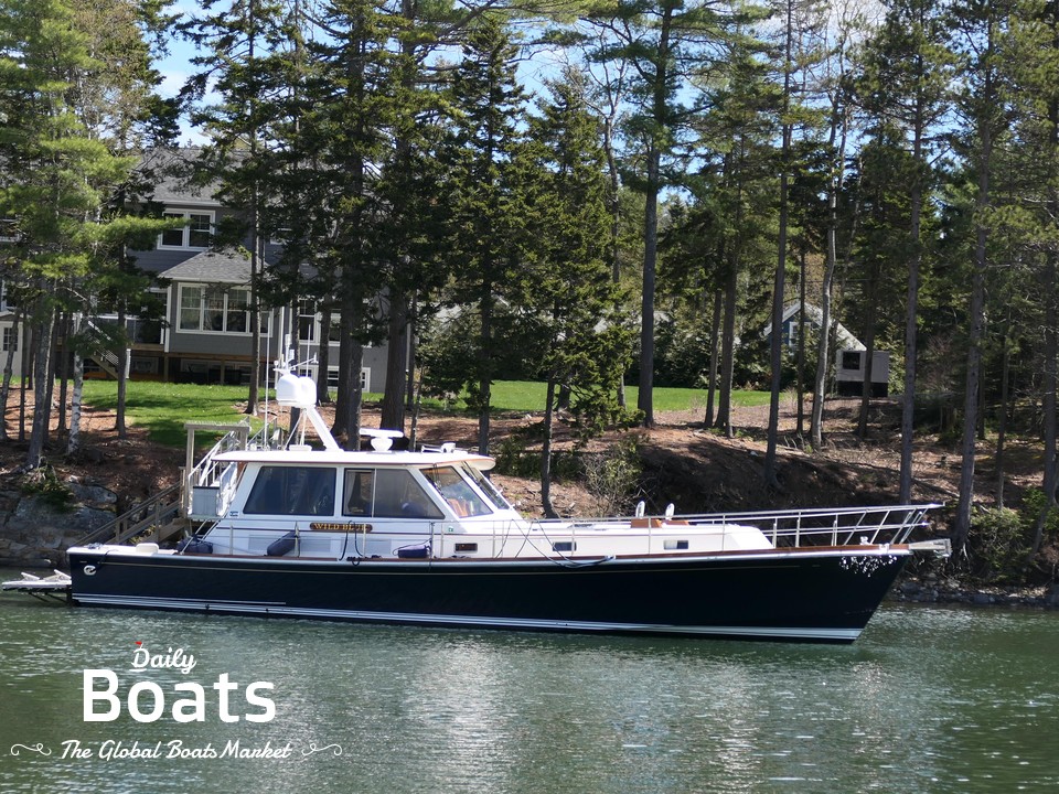 2005 Grand Banks Eastbay for sale. View price, photos and Buy 2005