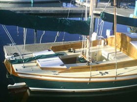 1986 Ted Brewer Dory Ketch на продажу