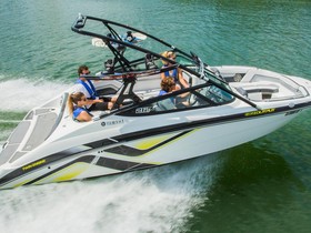 Buy 2015 Yamaha Boats 212X