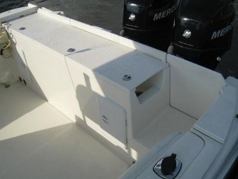 2007 Trophy 2503 Center Console for sale