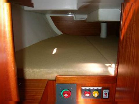 2009 Delphia 33 for sale
