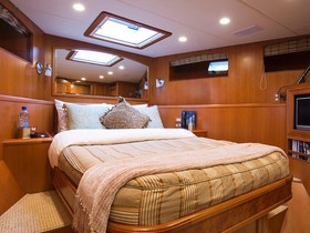 2007 Offshore Yachts Voyager Enclosed Pilothouse