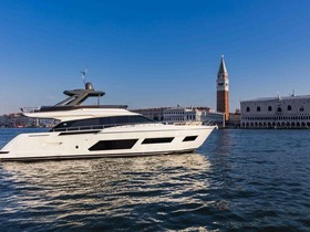 Kupiti 2021 Ferretti Yachts 670