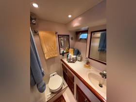 2001 Offshore Yachts 48 Pilothouse