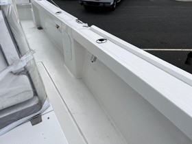 2022 Parker 2400 Center Console